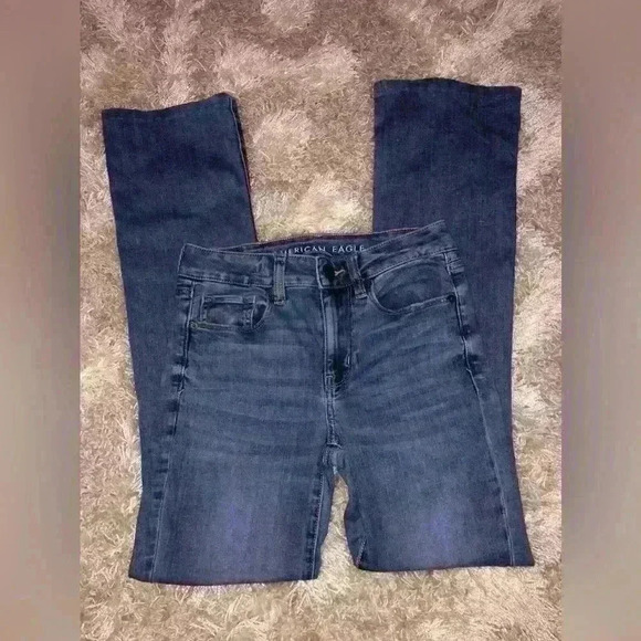 American Eagle Outfitters Denim - American Eagle super stretch jeans size 2